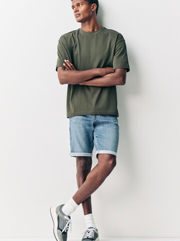 Next Regular Shorts in Blau