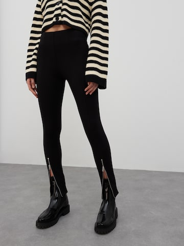 EDITED Regular Leggings 'Maite' in Black: front