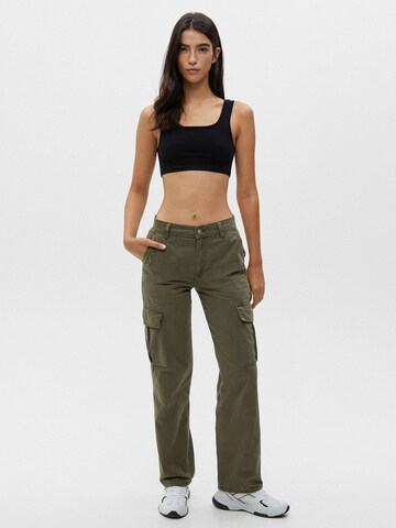 regular Pantaloni cargo di Pull&Bear in verde: frontale