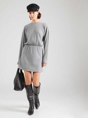 Robes en maille 'Janett' ABOUT YOU en gris : devant