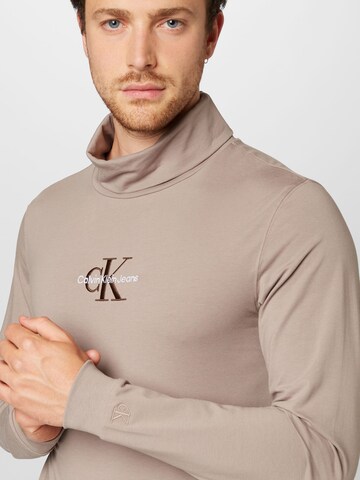 Calvin Klein Jeans - Camiseta en beige