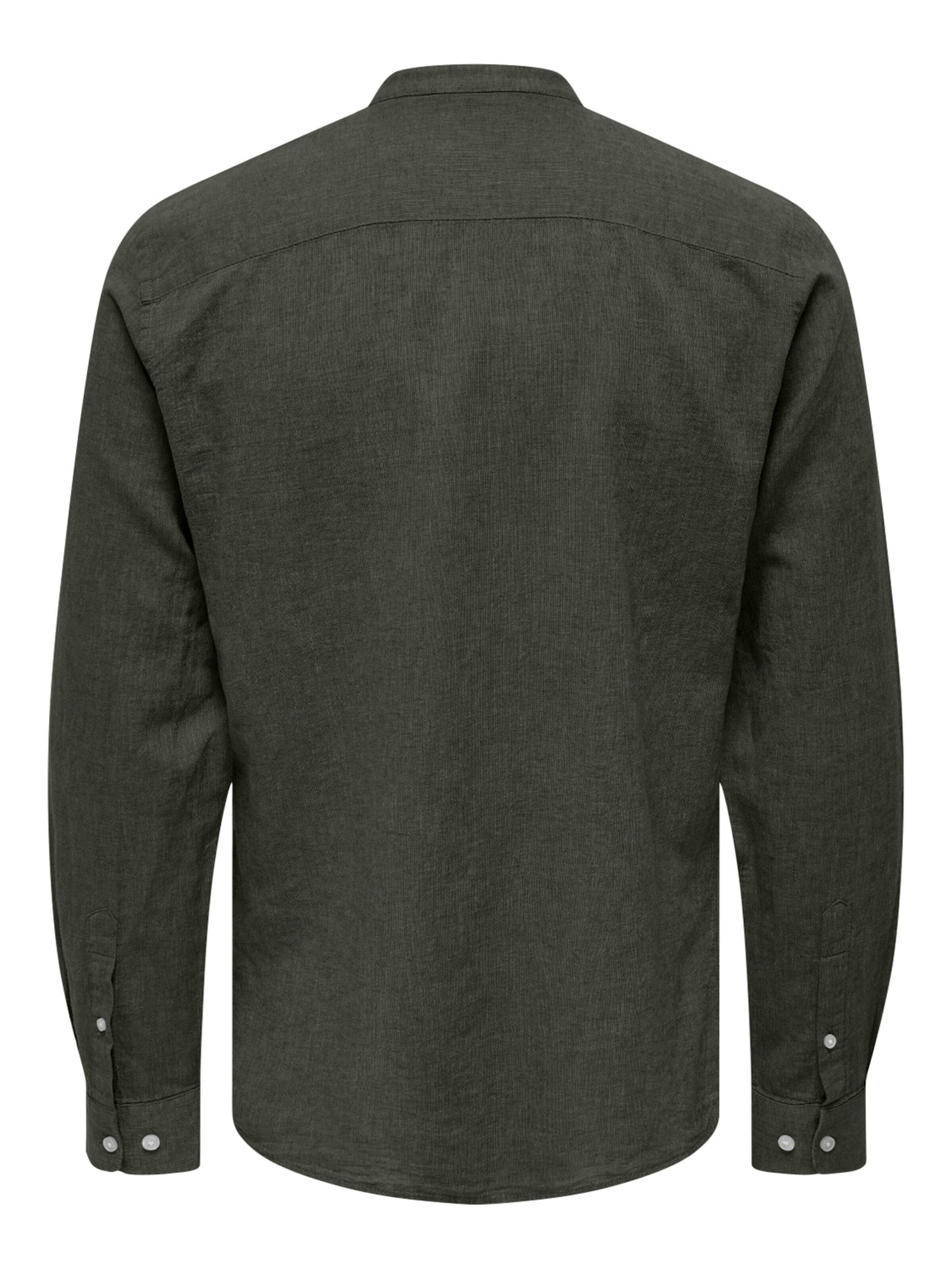 Maglietta '22019173' di Only & Sons in verde
