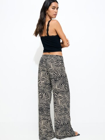 Wide Leg Pantalon Pull&Bear en mélange de couleurs