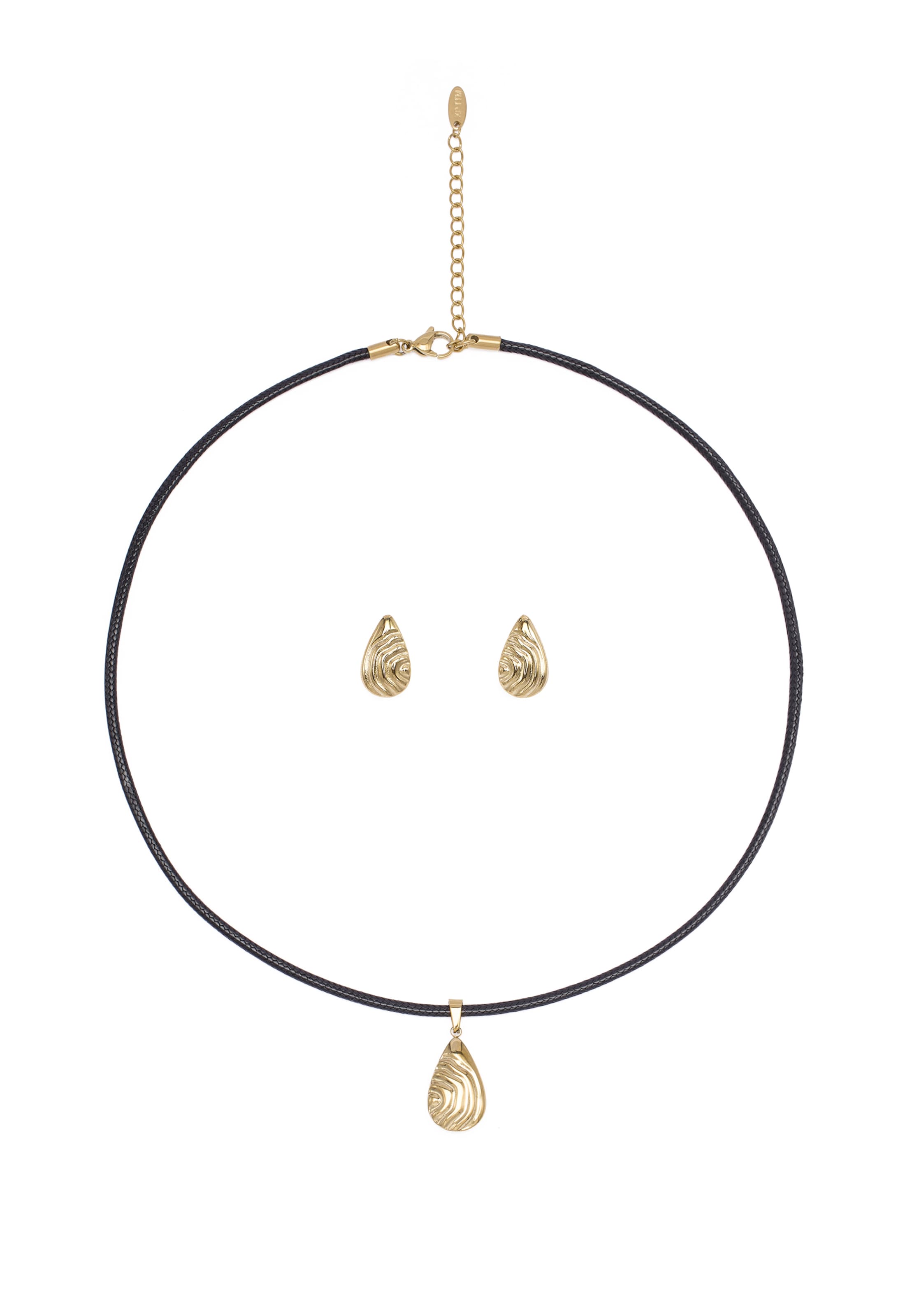 Usha Sieraden set in Goud: voorkant