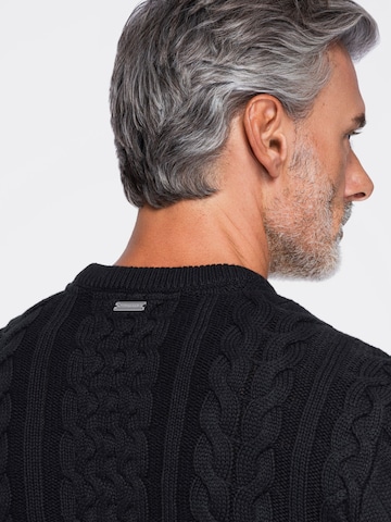 Ombre Sweater in Black