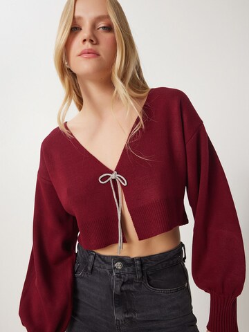 Cardigan Happiness İstanbul en rouge
