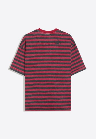 Bershka Koszulka 'SPIDERMAN' w kolorze czerwony