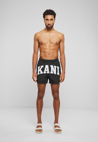 Karl Kani Boardshorts in Zwart