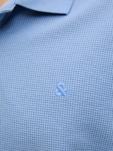 T-Shirt 'JJEAUSTIN' Jack & Jones Plus en bleu