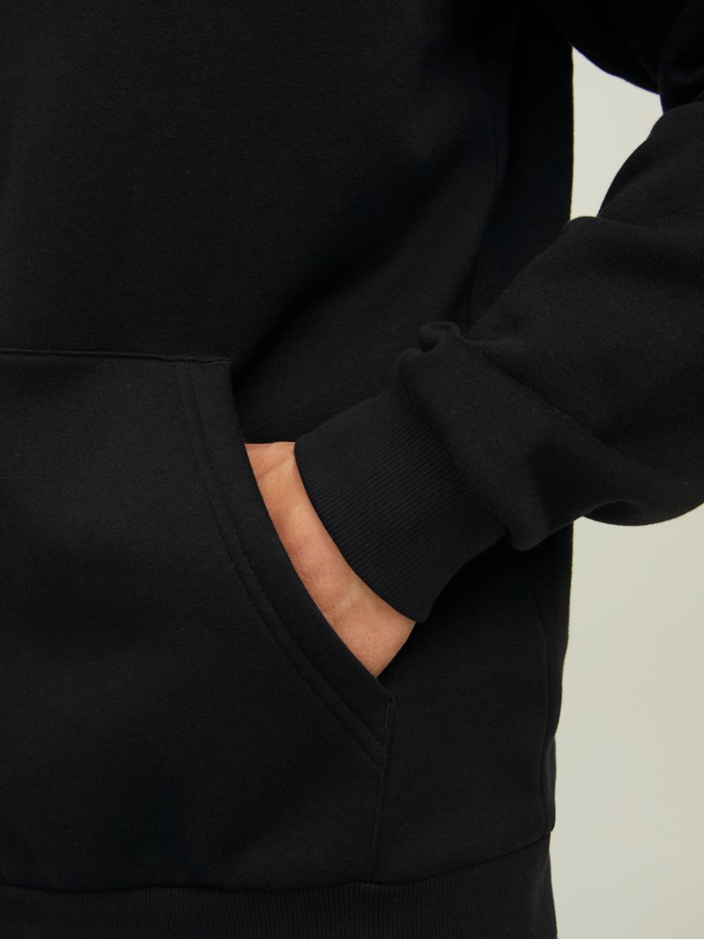 Männer Sweat JACK & JONES Sweatjacke in Schwarz - WU60504 Männer Sweat JACK & JONES Sweatjacke in Schwarz - WU60504