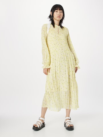 modström Dress 'Cruz' in Yellow