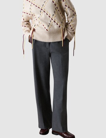 Whistles Regular Pants in Grey: front