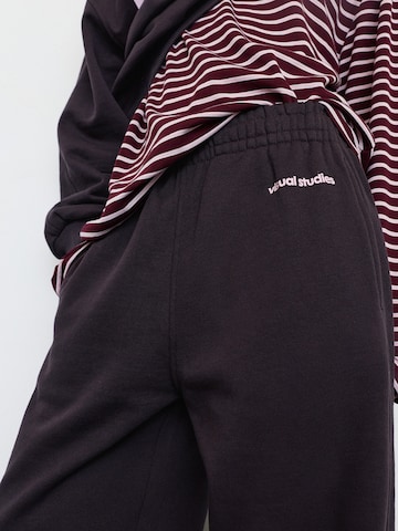 Pull&Bear Wide Leg Housut värissä ruskea