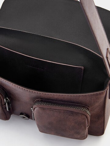 Pull&Bear Schultertasche in Braun