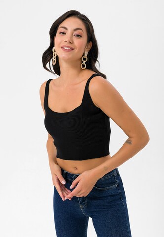 Felix Hardy Knitted top in Black: front