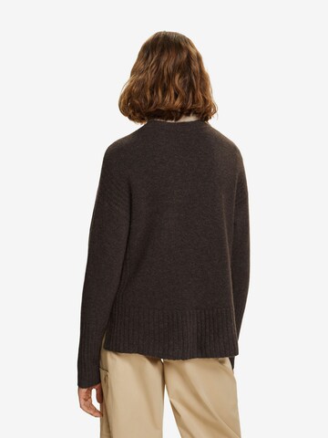 ESPRIT Sweater in Brown