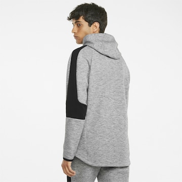 Sweat de sport PUMA en gris