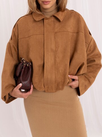 madnezzmilano Tussenjas in Beige: voorkant