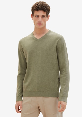 TOM TAILOR Sweater in Green: front