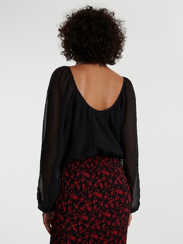 EDITED - Blusa 'Neele' en negro