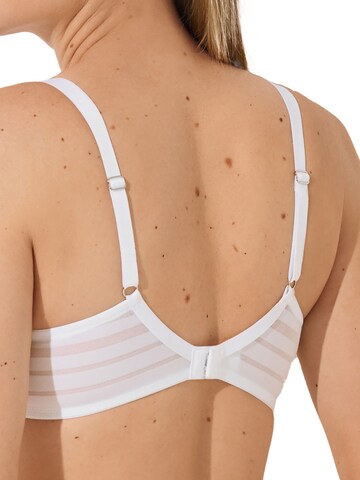 Lisca T-Shirt BH 'Alegra'‌‌‌‌‌‌‌ in Weiß