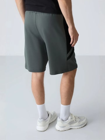 Regular Pantalon Tommy Life en gris