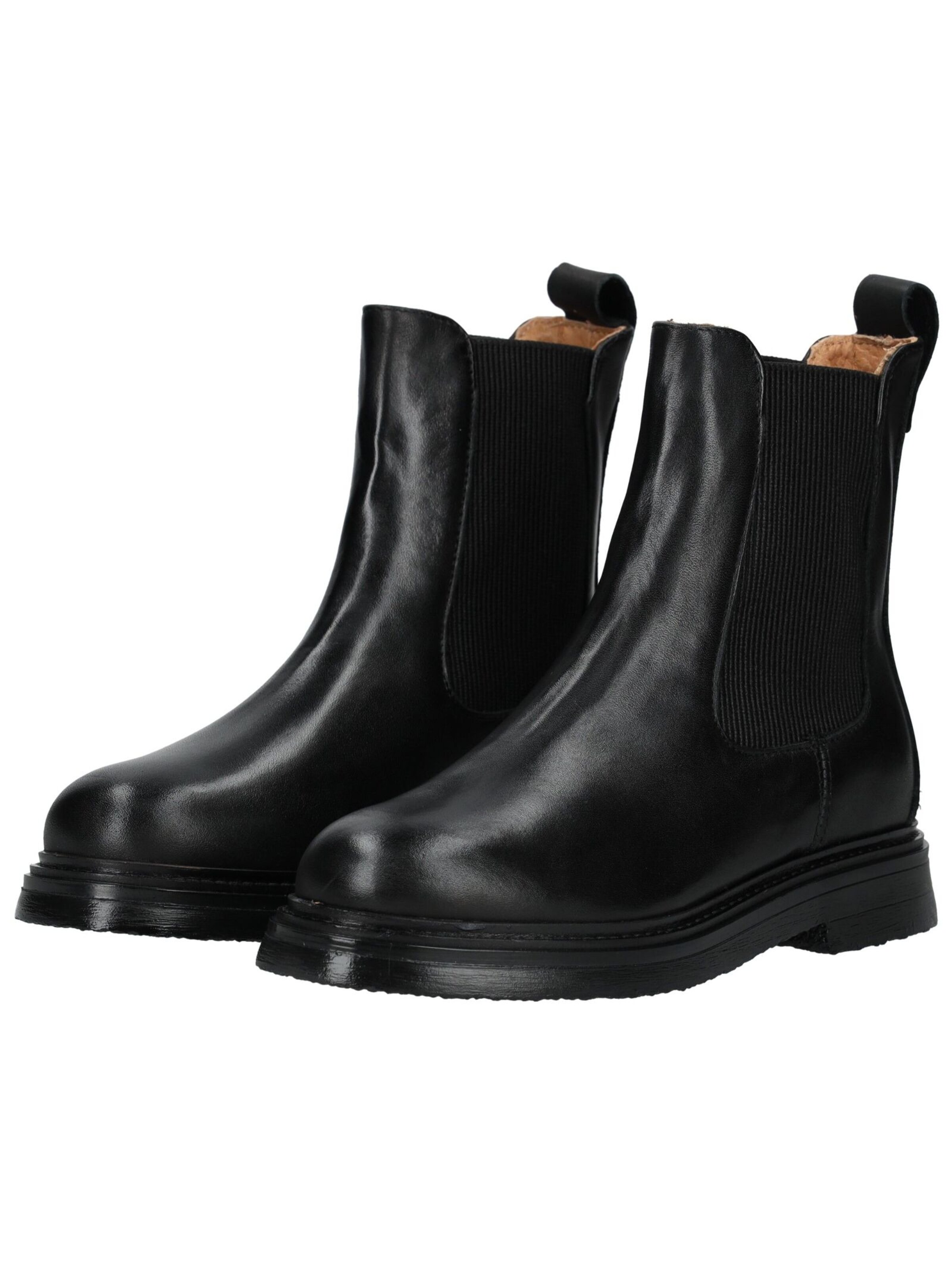 PAVEMENT Ankle Boots in Black