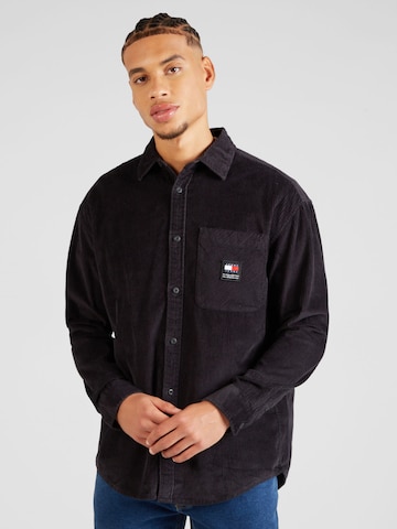 Tommy Jeans Comfort fit Button Up Shirt in Black: front