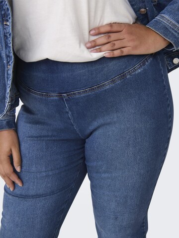 ONLY Carmakoma Regular Jeans 'CARAugusta' in Blauw