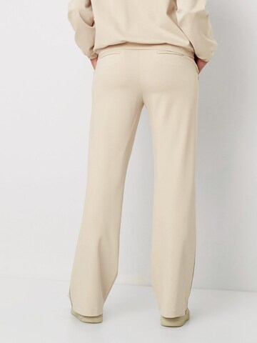 TONI Regular Pants in Beige