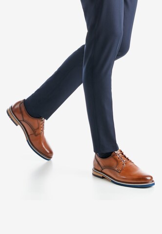Chaussure à lacets 'KEAST' LLOYD en marron : devant