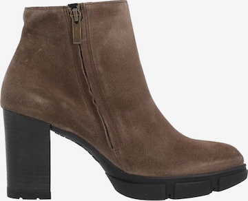 Paul Green Ankle Boots in Brown