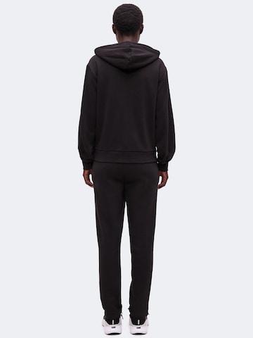 PUMA Tracksuit in Black