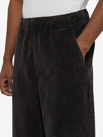 regular Pantaloni 'CHASE' di DICKIES in nero