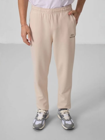 Tommy Life Sweat suit in Beige