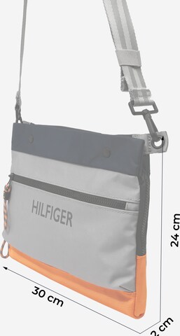 TOMMY HILFIGER Skuldertaske i blandingsfarvet