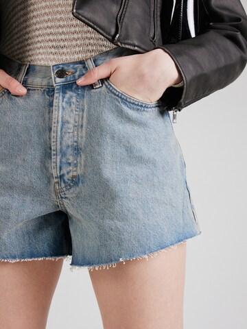 TOPSHOP Regular Shorts in Blau