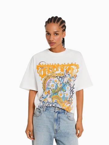 Bershka T-Shirt in Beige: Vorderseite