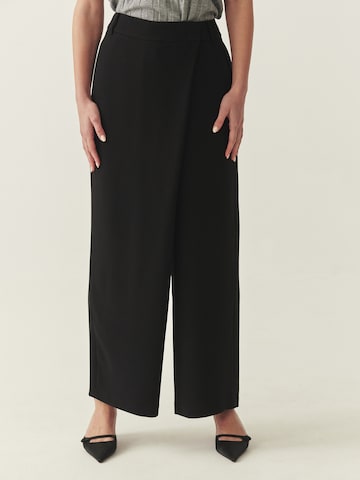 TATUUM Široký strih Nohavice - Čierna