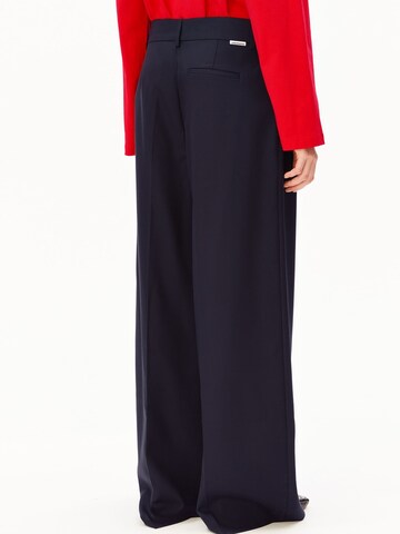 ARMEDANGELS Wide leg Trousers in Blue