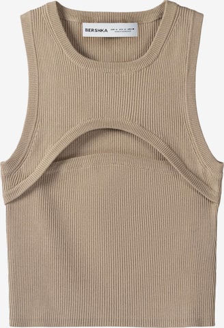 Top di Bershka in beige: frontale