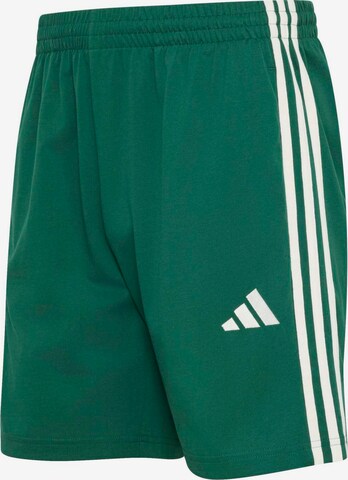 ADIDAS SPORTSWEAR - Calças de desporto 'Essentials' em verde: frente