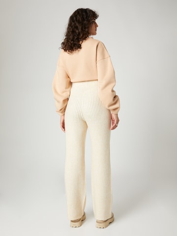 florence by mills exclusive for ABOUT YOU - regular Pantalón 'Sphene' en beige