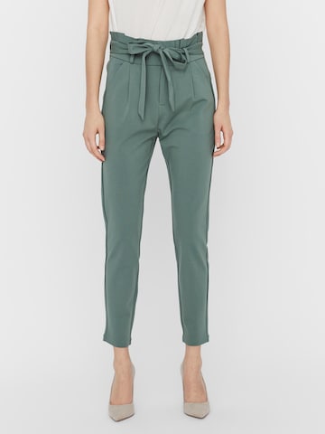 VERO MODA Slim fit Pleat-Front Pants 'Eva' in Green: front