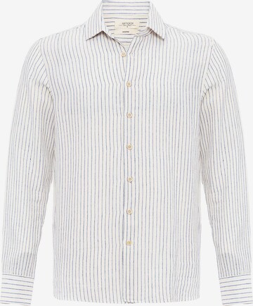 Antioch Regular fit Button Up Shirt in White: front