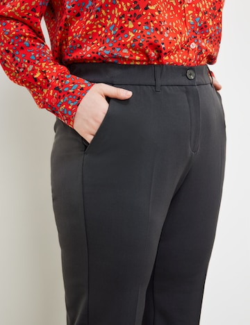 regular Pantaloni con piega frontale di SAMOON in grigio