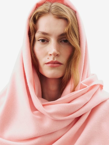 MANUKA Scarf in Pink: front