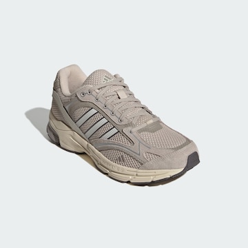ADIDAS SPORTSWEAR Trampki niskie 'Spiritain 2000' w kolorze beżowy