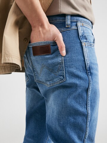 WRANGLER Слим Джинсы 'LARSTON' в Синий