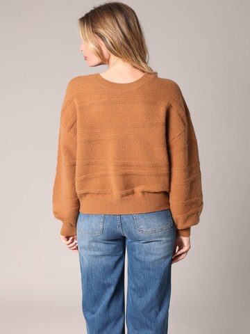 Pull-over 'BALAZI' Deeluxe en beige